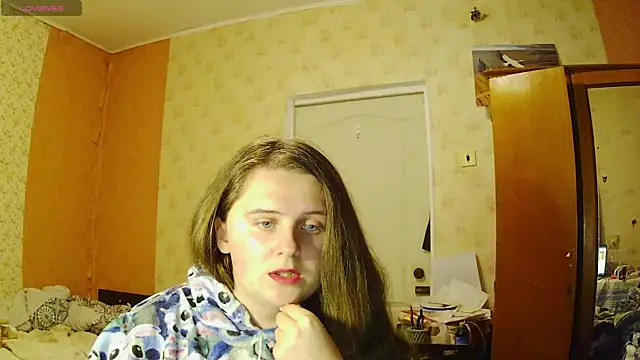 Miss Iriss online show from March 2026 06:03:01 PM