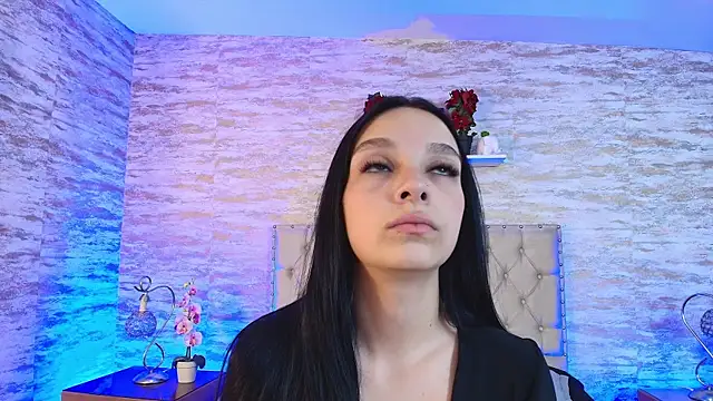 Elizabeth Ferrer online show from April 2026 12:17:02 PM