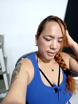 Snapshot of -Serena_ chatting on February 2026 01:44:02 PM -Serena online show from February 2026 01:44:02 PM