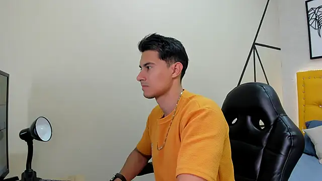 Mike Conors online show from February 2026 01:56:02 AM