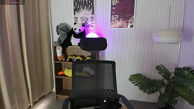 Laukyubey1 online show from March 2026 08:03:01 PM