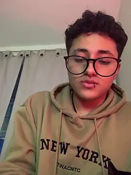 Snapshot of Adonibaskerville4 chatting on February 2026 12:03:01 AM Adonibaskerville4 online show from February 2026 12:03:01 AM