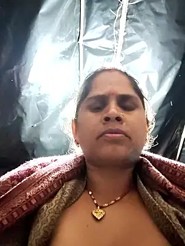 Snapshot of Hot_kiran4 chatting on February 2026 04:24:02 PM Hot kiran4 online show from February 2026 04:24:02 PM