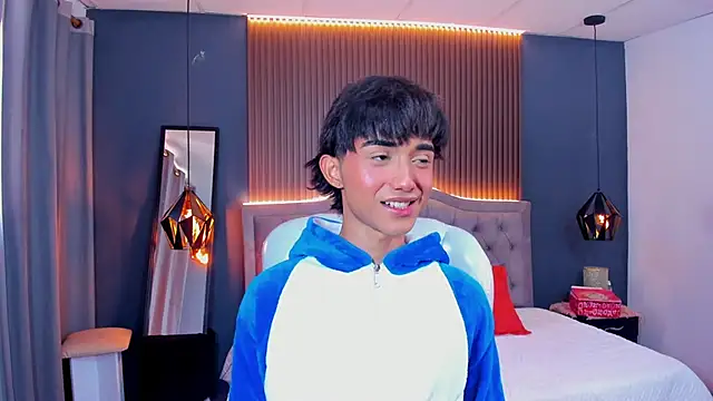 Snapshot of Noa_03 chatting on March 2026 06:56:01 PM Noa 03 online show from March 2026 06:56:01 PM