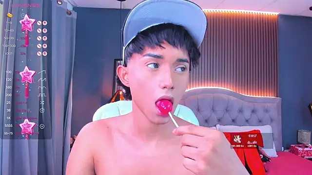 Snapshot of Noa_03 chatting on May 2026 04:04:02 PM Noa 03 online show from May 2026 04:04:02 PM