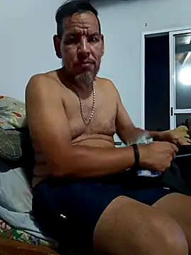 Snapshot of gordorichard chatting on March 2026 01:32:02 AM gordorichard online show from March 2026 01:32:02 AM