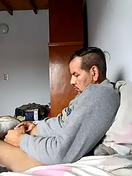 Snapshot of gordorichard chatting on April 2026 01:44:01 PM gordorichard online show from April 2026 01:44:01 PM