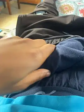 youngsterSA223 online show from April 2026 12:23:01 PM