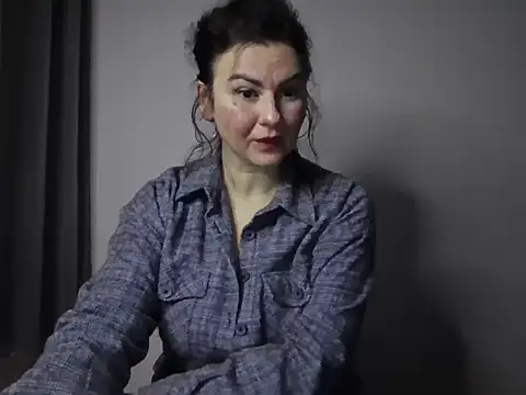 Snapshot of LexiMira254 chatting on February 2026 03:39:01 PM LexiMira254 online show from February 2026 03:39:01 PM