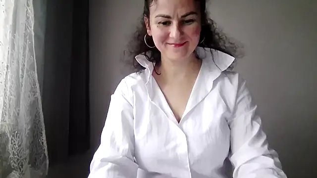 Snapshot of LexiMira254 chatting on February 2026 12:33:02 PM LexiMira254 online show from February 2026 12:33:02 PM