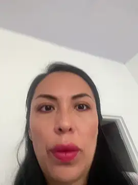 Snapshot of Emma_Sanz__ chatting on March 2026 01:37:01 PM Emma Sanz online show from March 2026 01:37:01 PM