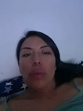 Snapshot of Emma_Sanz__ chatting on April 2026 06:03:02 AM Emma Sanz online show from April 2026 06:03:02 AM