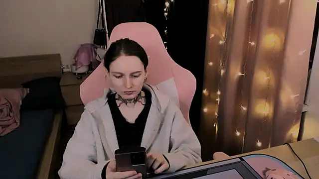 Onyxix online show from March 2026 07:57:01 PM