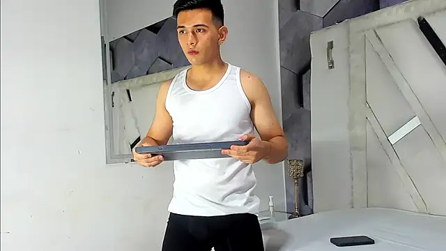 GoldenBoyM online show from February 2026 02:37:02 AM