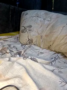 Pelloz online show from February 2026 08:18:01 PM