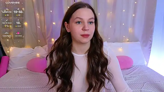 kira sweety x online show from April 2026 06:17:02 PM