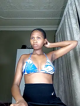 PussyFarrie online show from April 2026 12:27:01 AM