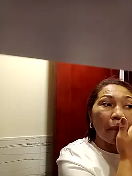 Snapshot of dannamomcerratt chatting on February 2026 07:56:01 PM dannamomcerratt online show from February 2026 07:56:01 PM