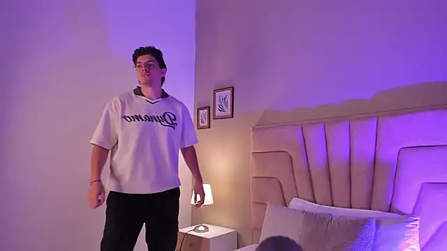 Snapshot of Axel_Creed chatting on February 2026 10:53:02 AM Axel Creed online show from February 2026 10:53:02 AM