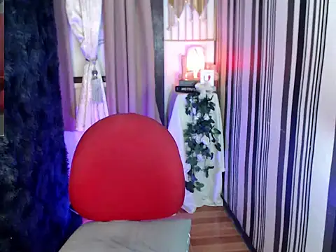 Foxysexykendra online show from February 2026 10:00:02 AM