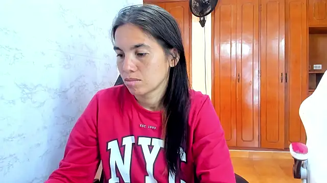 Snapshot of Emily_and_Soffy chatting on February 2026 12:03:01 PM Emily and Soffy online show from February 2026 12:03:01 PM