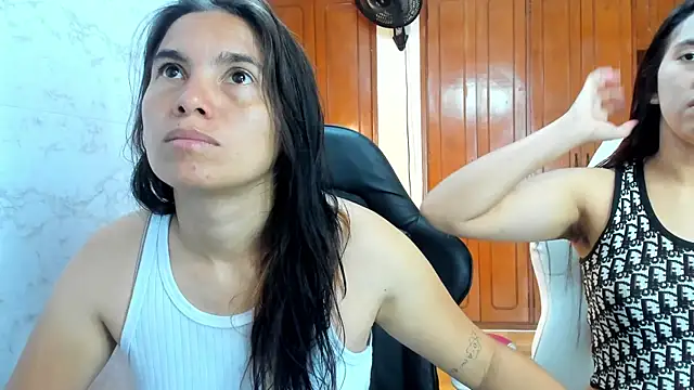 Snapshot of Emily_and_Soffy chatting on February 2026 12:15:02 PM Emily and Soffy online show from February 2026 12:15:02 PM