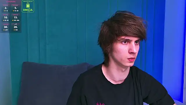 Snapshot of HoogWilder chatting on March 2026 08:15:02 PM HoogWilder online show from March 2026 08:15:02 PM