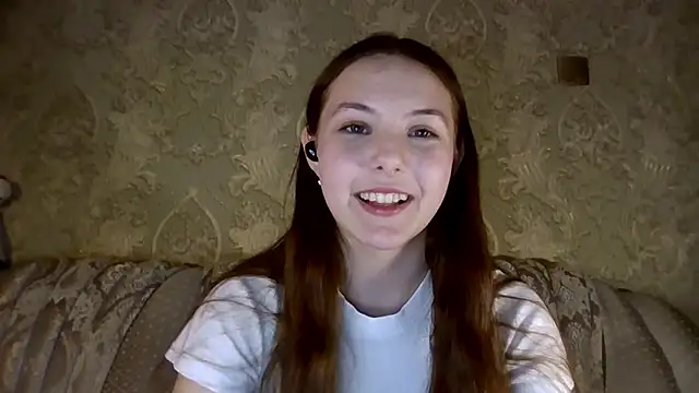 Snapshot of YuniNeko chatting on February 2026 04:55:01 PM YuniNeko online show from February 2026 04:55:01 PM