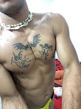 MaxyRyan online show from April 2026 05:13:01 AM