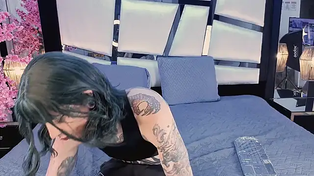 Snapshot of Misakiseis1 chatting on February 2026 01:10:01 PM Misakiseis1 online show from February 2026 01:10:01 PM