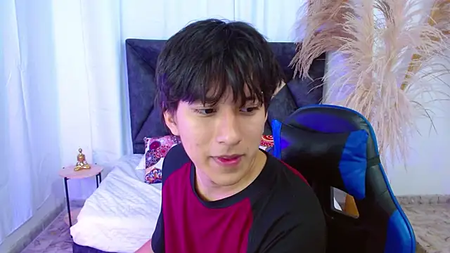 Snapshot of nikoo_18 chatting on February 2026 01:26:01 PM nikoo 18 online show from February 2026 01:26:01 PM