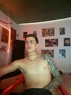 paul-mendezx online show from April 2026 06:30:02 PM