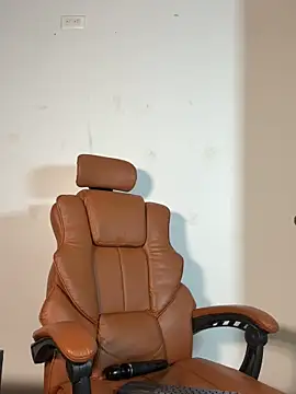 ARON LUXX online show from March 2026 03:02:01 AM