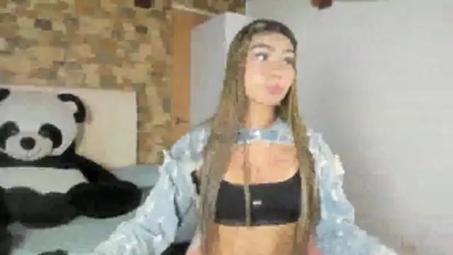 Snapshot of khaimi_ chatting on February 2026 09:04:01 PM khaimi online show from February 2026 09:04:01 PM