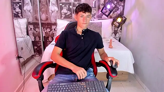 Christian Foxx online show from March 2026 01:58:01 PM