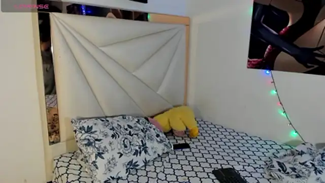 Snapshot of ale-noah chatting on February 2026 05:30:02 AM ale-noah online show from February 2026 05:30:02 AM