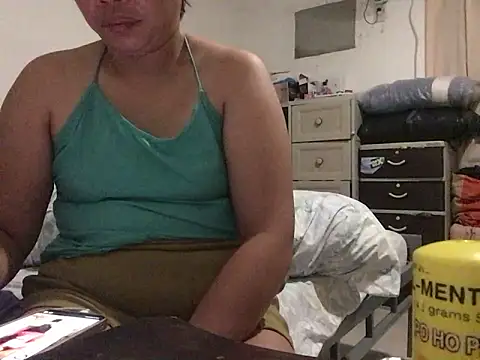 Snapshot of lady_candy85 chatting on February 2026 08:35:01 PM lady candy85 online show from February 2026 08:35:01 PM