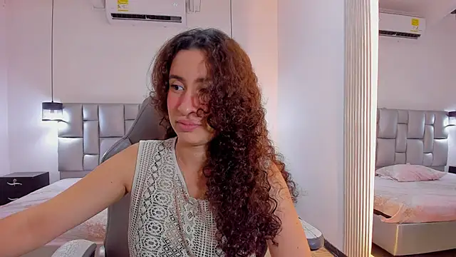 Snapshot of NoaMalak7 chatting on February 2026 08:40:02 PM NoaMalak7 online show from February 2026 08:40:02 PM