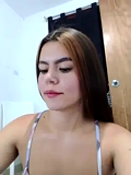 EmiNavarro online show from July 2026 12:15:02 AM