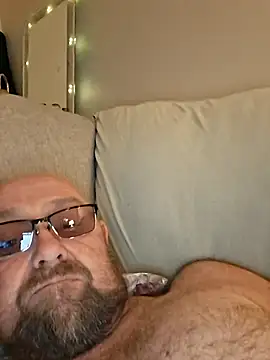 Snapshot of ldhurstII chatting on February 2026 07:49:01 AM ldhurstII online show from February 2026 07:49:01 AM