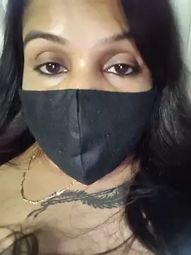 V-Hot-Suity online show from May 2026 12:07:01 AM