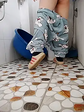 Snapshot of LiilyZi chatting on February 2026 12:47:02 AM LiilyZi online show from February 2026 12:47:02 AM