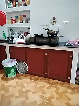 Snapshot of LiilyZi chatting on February 2026 03:33:01 AM LiilyZi online show from February 2026 03:33:01 AM