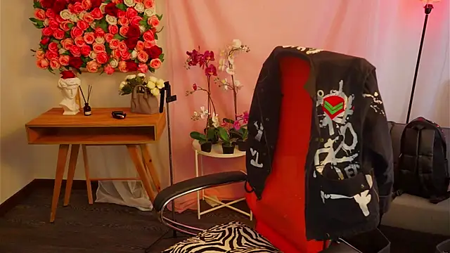 Snapshot of NeoGeisha chatting on April 2026 01:22:02 PM NeoGeisha online show from April 2026 01:22:02 PM