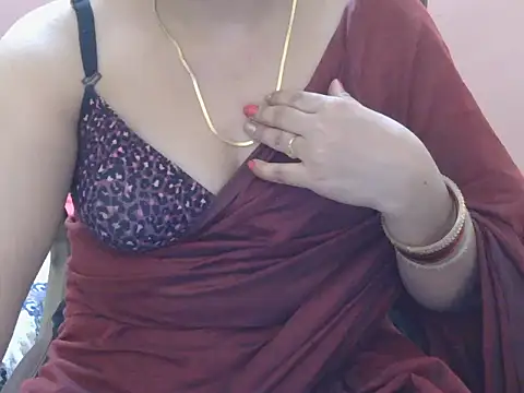 Cute Sheetal online show from April 2026 01:21:01 PM