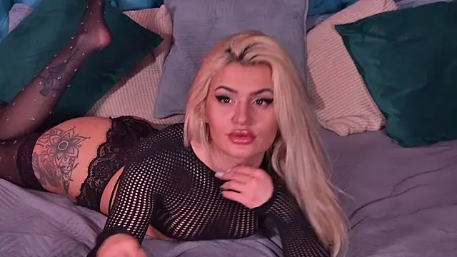 NayaBliss online show from April 2026 04:15:01 PM