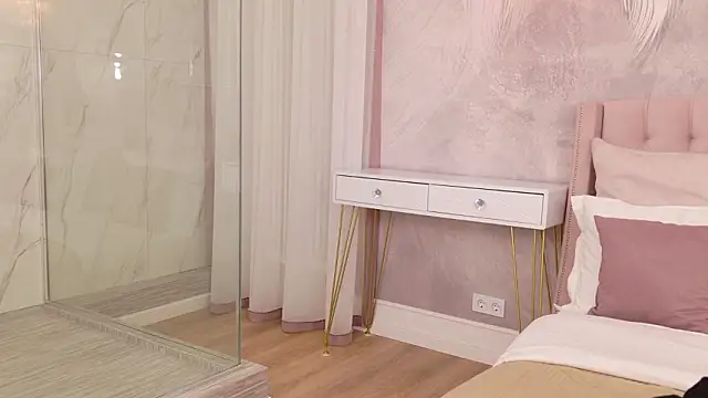 Snapshot of SheilaBrooks chatting on February 2026 03:02:02 PM SheilaBrooks online show from February 2026 03:02:02 PM