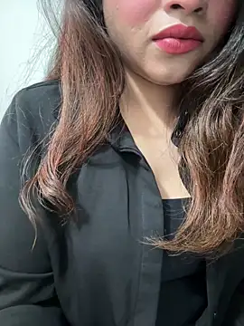 riya sharma11 online show from April 2026 06:21:01 PM