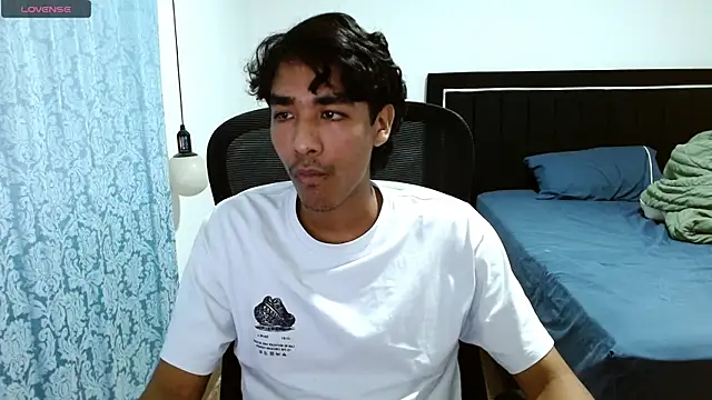 Pedestal diamant online show from April 2026 01:50:01 AM