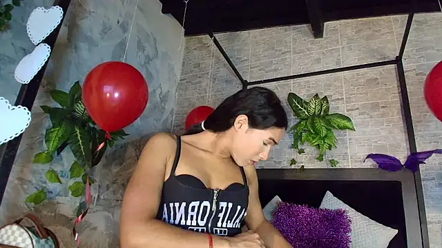 Snapshot of Chloee__Adams chatting on February 2026 12:10:02 PM Chloee Adams online show from February 2026 12:10:02 PM